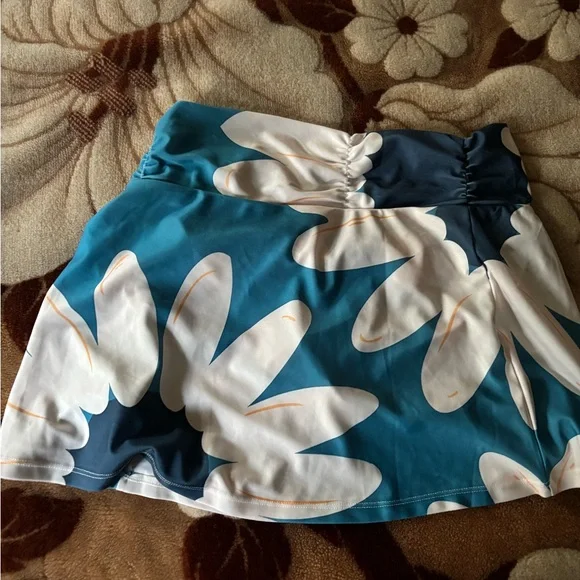 Floral Blue and White Tankini - Picture 3 of 12